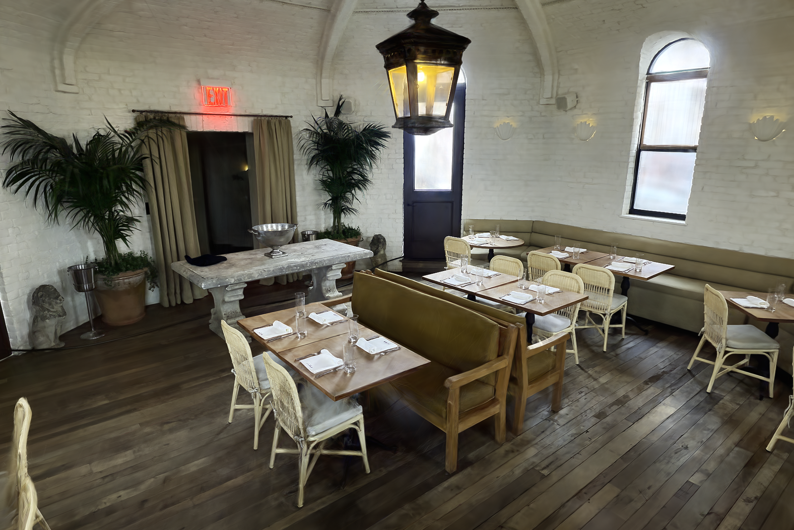 San Vicente Octagon Room interior